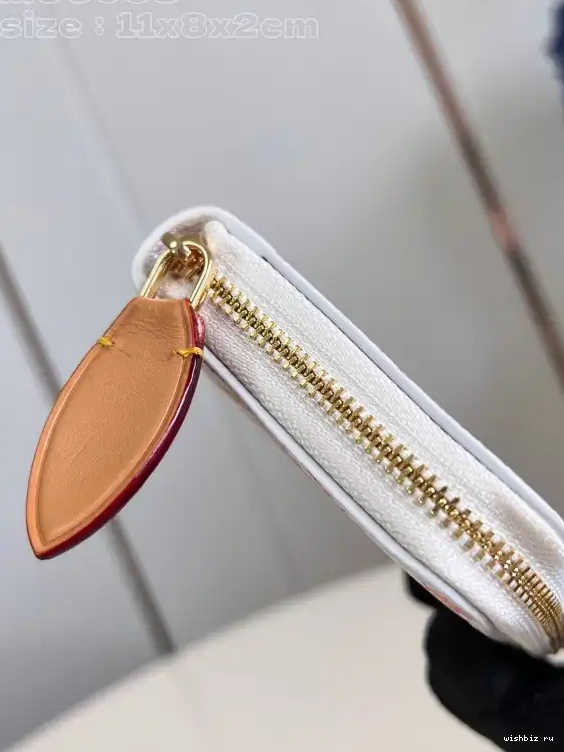 WIS SLENDER WALLET-11*8.5*2CM VUITTON LOUIS 0611